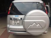 Bán xe Ford Everest 4x2 MT năm 2015, màu bạc 