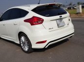 Cần bán gấp Ford Focus Sport đời 2015, màu trắng giá cạnh tranh