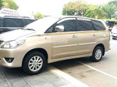 Bán xe Toyota Innova E sản xuất 2012, màu vàng cát