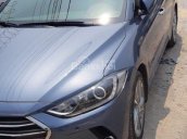 Cần bán xe Hyunda Elantra 2.0AT 2017 màu xanh cực đẹp