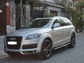 Cần bán Audi Q7 S-line đời 2008, màu bạc, xe nhập