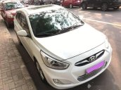 Cần bán Hyundai Accent đời 2014, màu trắng