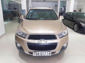 Bán Chevrolet Captiva năm 2012, màu vàng  