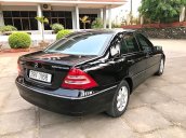 Cần bán lại xe Mercedes 1.8 AT đời 2003, màu đen, nhập khẩu nguyên chiếc