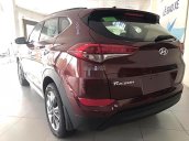 Bán xe Hyundai Tucson 2.0 AT 2018, màu đỏ, giá 825tr