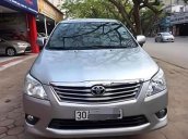 Cần bán lại xe Toyota Innova 2.0G năm 2013, màu bạc giá cạnh tranh