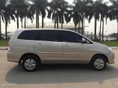 Bán Toyota Innova 2.0 G năm sản xuất 2012, màu vàng như mới, giá tốt