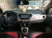 Bán ô tô Hyundai Grand i10 2014, màu bạc, nhập khẩu