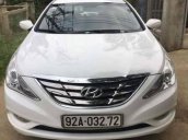 Bán Hyundai Sonata năm sản xuất 2010, màu trắng