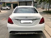 Xe Mercedes C300 AMG sản xuất năm 2016, màu trắng