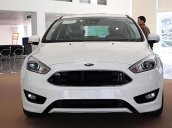Bán Ford Focus Sport 1.5L sản xuất năm 2017, màu trắng