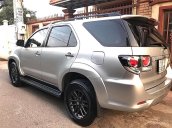 Cần bán gấp Toyota Fortuner 2.5G đời 2016, màu bạc số sàn