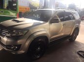 Cần bán gấp Toyota Fortuner 2.5 năm 2015, màu bạc