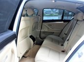 Cần bán BMW 5 Series sản xuất năm 2015, màu trắng, nhập khẩu