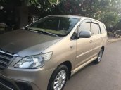 Chính chủ bán Toyota Innova sản xuất 2014, màu vàng cát