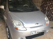 Cần bán gấp Chevrolet Spark MT năm sản xuất 2010 xe gia đình, giá chỉ 140 triệu