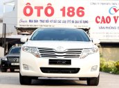 Bán Toyota Venza sản xuất năm 2011, màu trắng, nhập khẩu nguyên chiếc