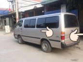 Bán Toyota Van sản xuất năm 2004, màu bạc