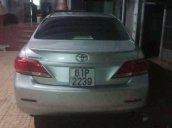 Bán Toyota Camry đời 2010, màu bạc còn mới