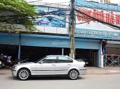 Cần bán gấp BMW 3 Series 328i đời 2004, màu bạc chính chủ