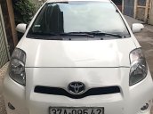 Bán Toyota Yaris đời 2013, màu trắng, nhập khẩu nguyên chiếc