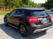 Bán xe Mercedes GLA250 năm 2017, màu nâu, nhập khẩu