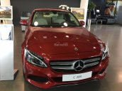 Mua xe Mercedes C200 năm 2018, cùng khuyến mại cực khủng