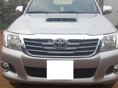 Cần bán gấp Toyota Hilux G sản xuất 2015, màu bạc, nhập khẩu, giá 610tr