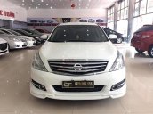 Bán Nissan Teana 2.0 AT sản xuất 2009, màu trắng, xe nhập  