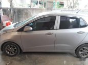 Cần bán Hyundai Grand i10 năm sản xuất 2015, màu bạc, giá tốt