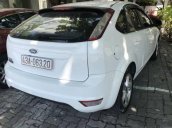 Bán xe Ford Focus đời 2013, màu trắng