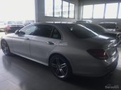 Bán Mercedes E300 AMG 2018 mới 100%, màu bạc, giao ngay, lãi suất tốt, ngân hàng hỗ trợ 80%