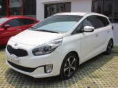 Bán xe Kia Rondo 2.0 GAT đời 2016, màu trắng chính chủ, 606 triệu