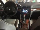 Cần bán gấp BMW 5 Series 525i đời 2002, màu bạc, giá chỉ 239 triệu