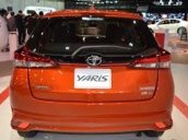 Bán Toyota Yaris đời 2018, màu đỏ, nhập khẩu 