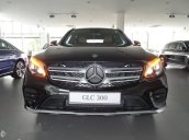 Bán xe Mercedes GLC 300 4MATIC sản xuất năm 2018, màu đen 