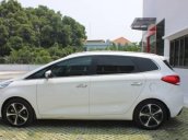 Bán xe Kia Rondo 2.0 GAT đời 2016, màu trắng chính chủ, 606 triệu