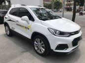 Bán Chevrolet Trax đời 2017, màu trắng, xe nhập 