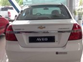 Cần bán Chevrolet Aveo sản xuất 2018, màu trắng