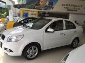 Cần bán Chevrolet Aveo sản xuất 2018, màu trắng