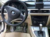 Bán BMW 3 Series 325i đời 2010, màu trắng 