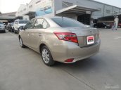 Bán Toyota Vios E sản xuất năm 2014, màu vàng, giá 450tr