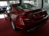 Mercedes E200 2018 giao ngay, ưu đãi giá lớn, trả góp 90% giá trị xe