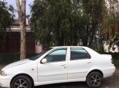 Cần bán gấp Fiat Siena đời 2003, màu trắng xe gia đình