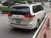 Bán ô tô Toyota Sienna năm 2012 màu trắng, giá 2 tỷ 400 triệu nhập khẩu