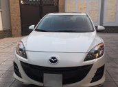 Bán ô tô Mazda 3 số sàn sản xuất năm 2011, màu trắng, nhập khẩu nguyên chiếc