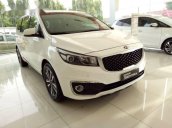 Bán xe Kia Sedona sản xuất năm 2018, màu trắng