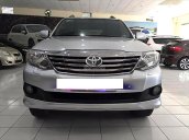 Bán xe Toyota Fortuner 2.7V 4x2 AT 2013, màu bạc