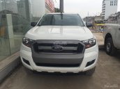 Bán Ford Ranger XLS AT 4x2 2018, màu trắng giao xe và hỗ trợ trả góp 90%, khuyến mại lớn