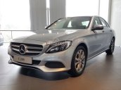 Bán C200 2018, màu bạc, nội thất kem, giao ngay trong ngày, liên hệ ngay để nhận ưu đãi - Mercedes Haxaco Võ Văn Kiệt